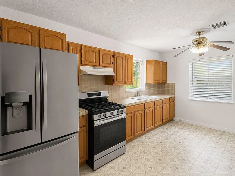 5522 Nassau Rd — Photo 6