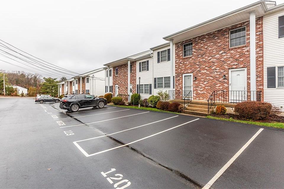 120 Scenery Ln, Johnston, RI 02919 Zillow