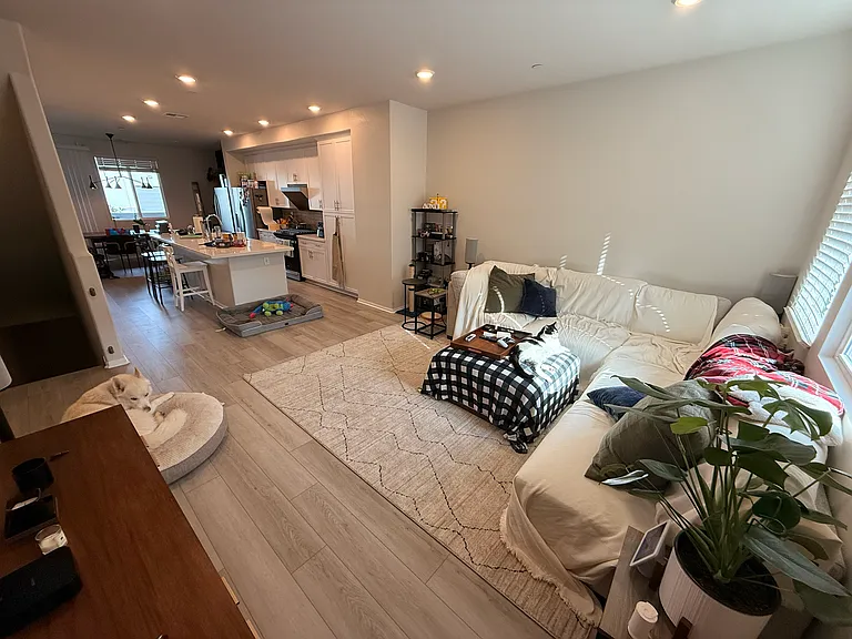 2708 Crozier Ct — Photo 5