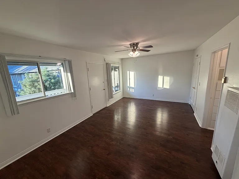 1841 Riverside Dr #2-15 — Photo 4