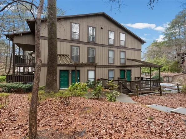 3891 Cedar Cir, Tucker, GA 30084