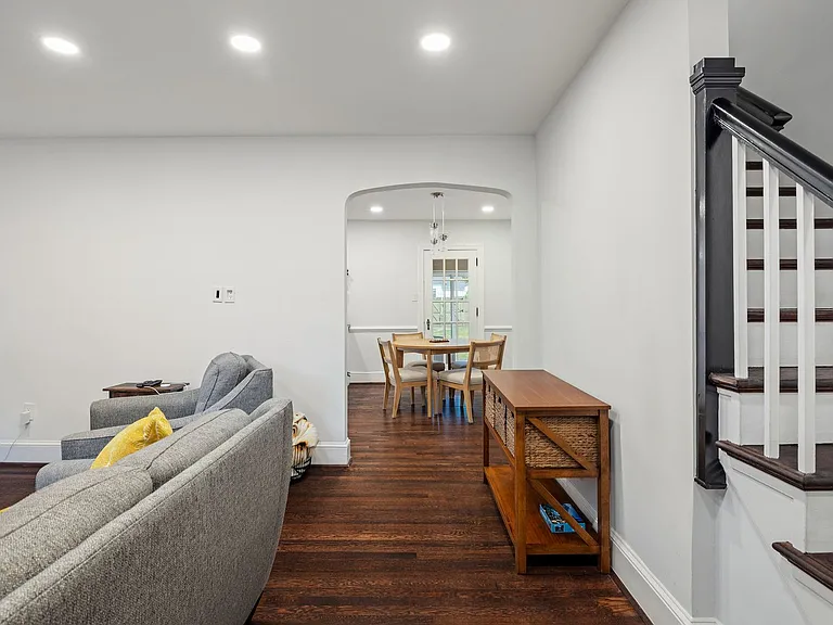 4815 Cutshaw Ave — Photo 8