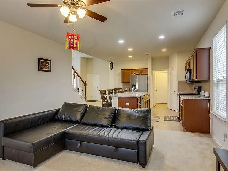16009 Hawthorne Heights Trl — Photo 10