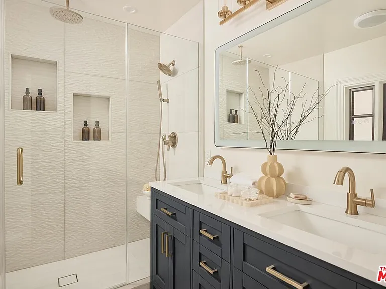 8607 Clifton Way — Photo 14