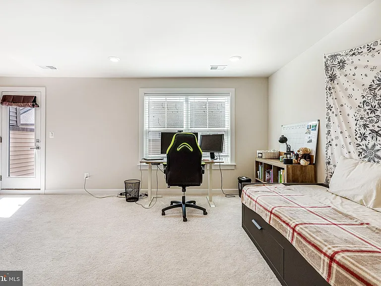 2335 Water Promenade Ave — Photo 50