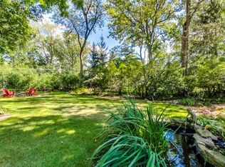 32 Berkshire Ln, Lincolnshire, IL