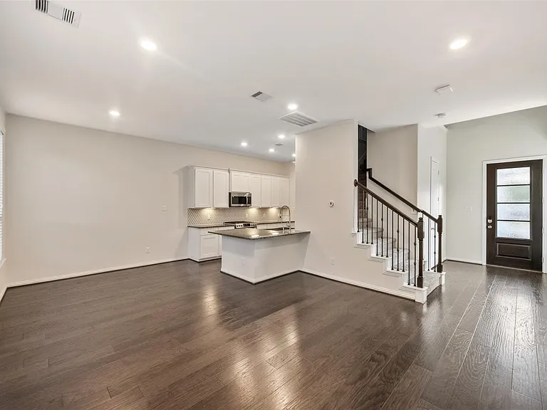 708 Ivory Manor Dr — Photo 10