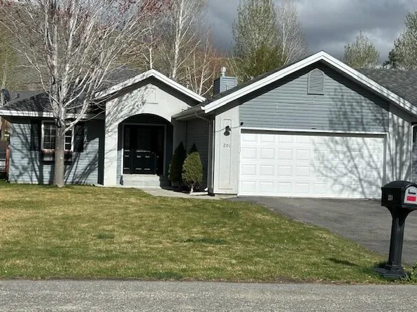 201 S 9th St, Bellevue, ID 83313