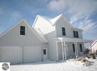 1726 Pergola Ave, Traverse City, MI 49696