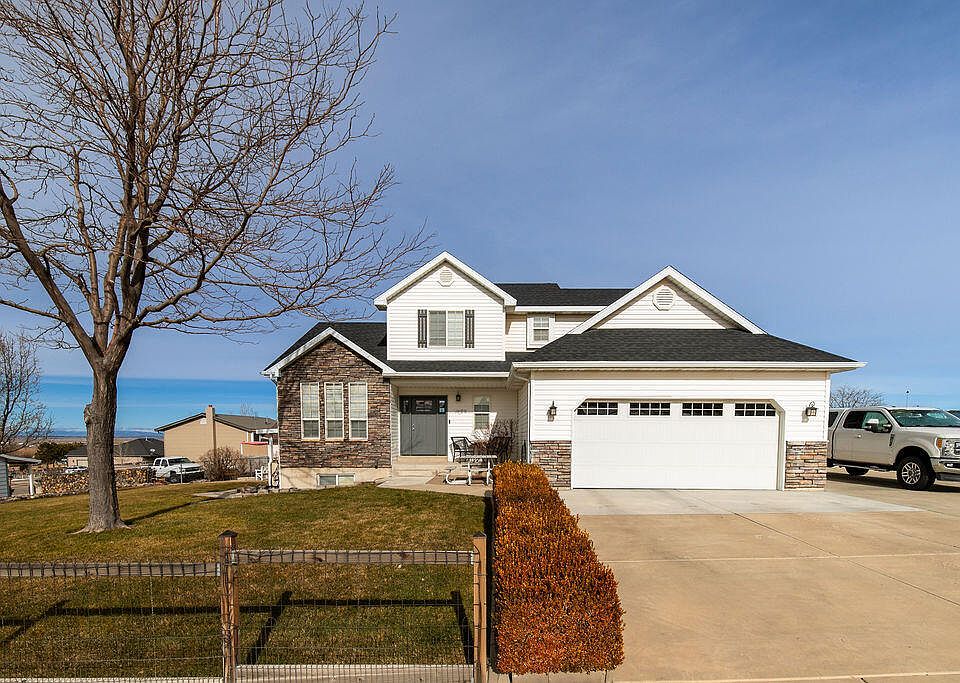 1st image of 1653 E Millstone Cir