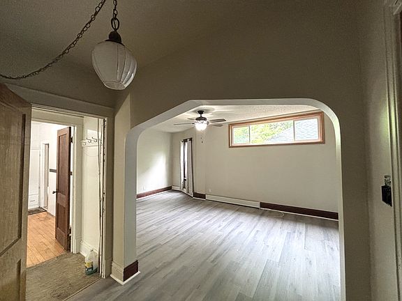 2nd image of 1811 Weston Ave #1