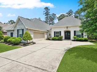 400 Belle Pointe Dr, Madisonville, LA 70447