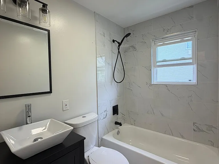 213 Sumner Ave #2 — Photo 9