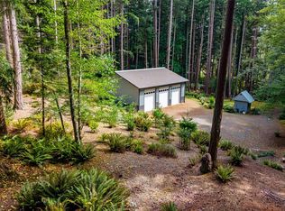 7091 Upland Dr, Anacortes, WA 98221