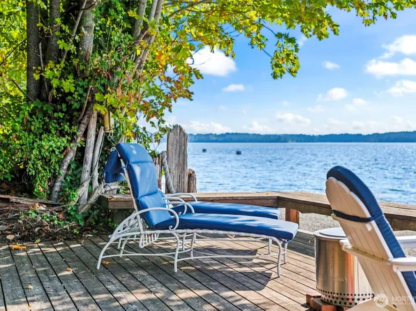3620 Forest Beach Drive NW, Gig Harbor, WA 98335