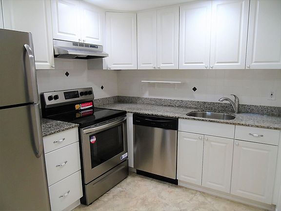 4th image of 306 Tuscany Ln #F-306