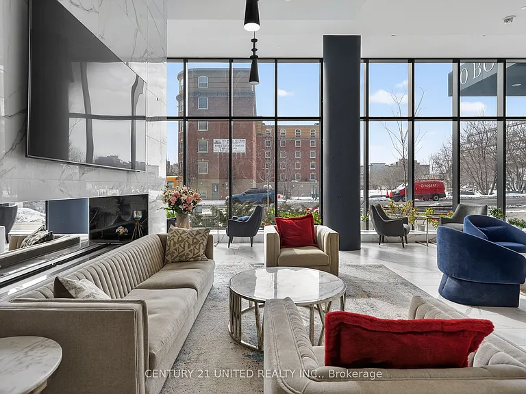 80 Bond St E #1411 — Photo 20