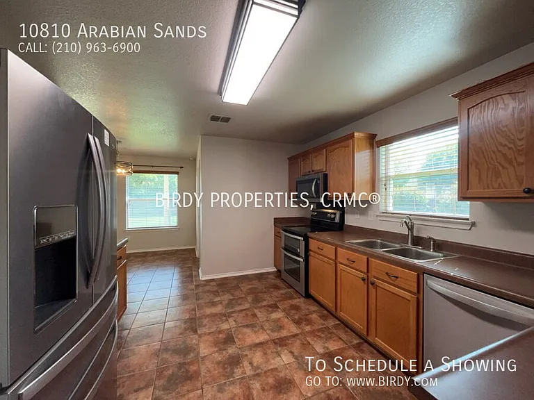 10810 Arabian Sands — Photo 11