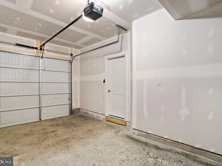 18 Clifton Mnr — Photo 13