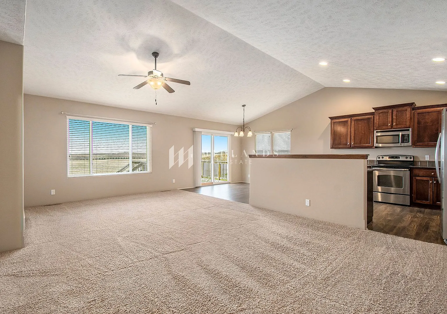 Ranch Townhome in Shadow View — Photo 3