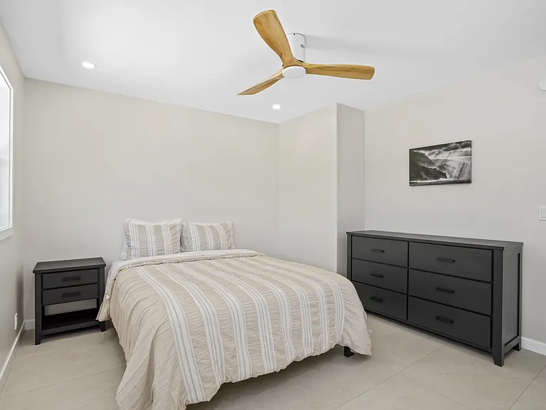 4587 Kukui St #A — Photo 3