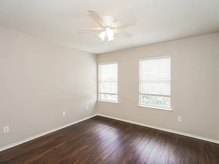 5000 Caraway Dr — Photo 13