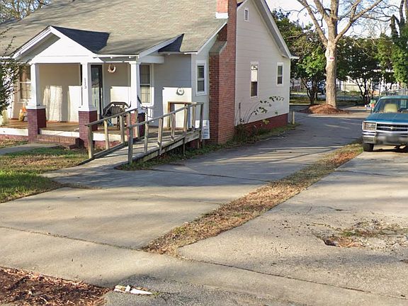 5th image of 109 N State St