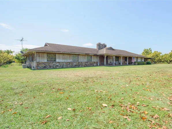 18300 SW 248th St, Homestead, FL 33031