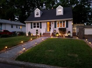 52 5th Ave, Avenel, NJ 07001