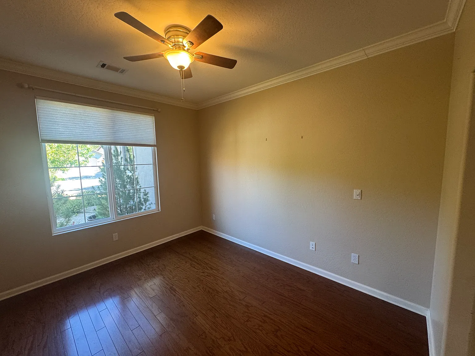 2 bed, 1422 sqft, $2,695 — Photo 4