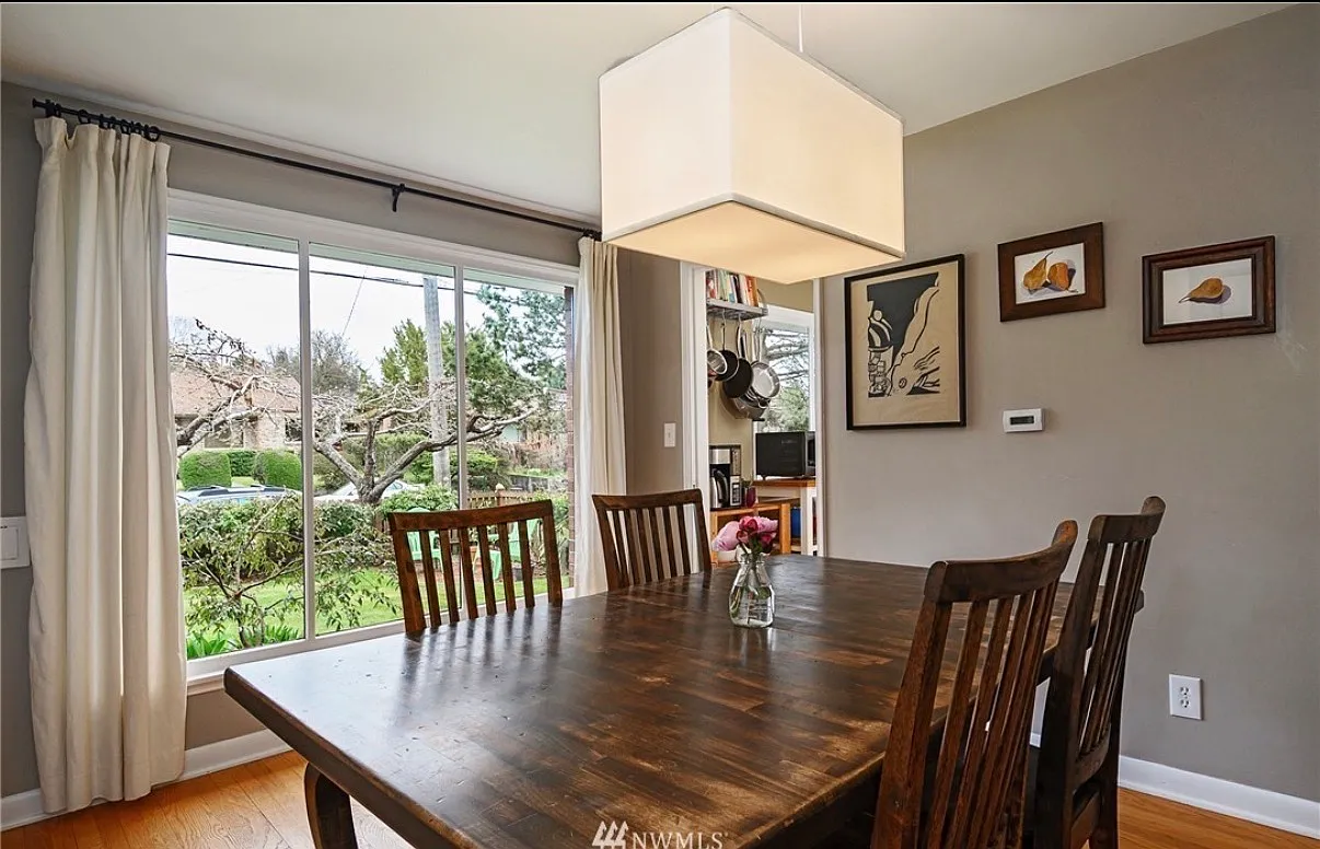 4 bed, 2060 sqft, $5,000 — Photo 3