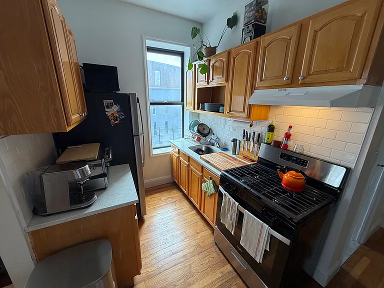 29 Cook St #3B — Photo 2
