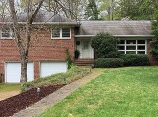 212 W Queens Dr, Williamsburg, VA 23185