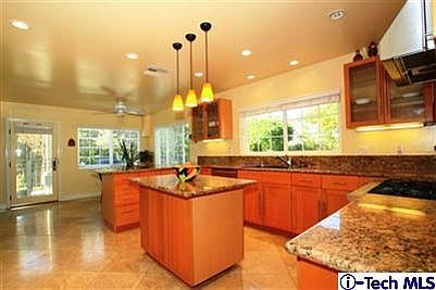 5th image of 1565 Knollwood Ter