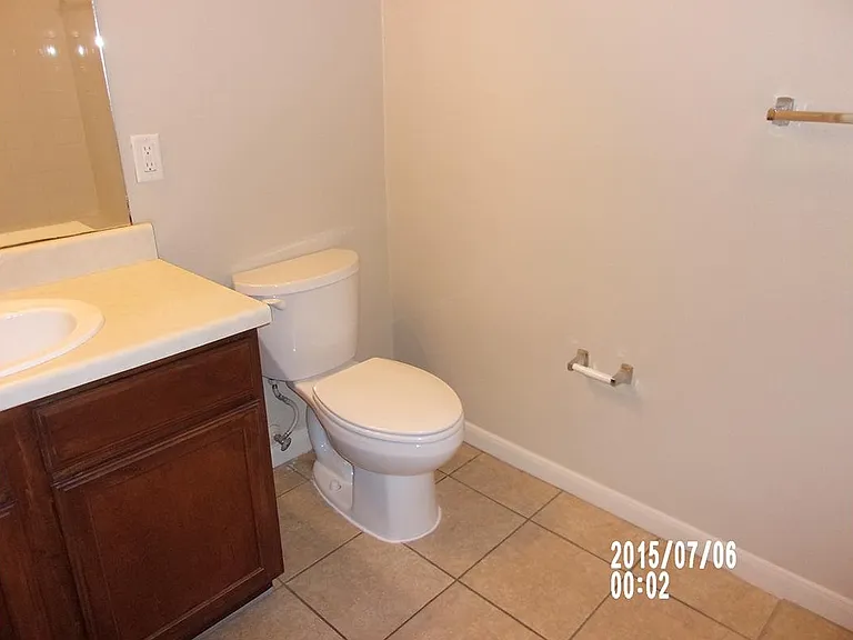 2100 Grapefruit St #2100 — Photo 11