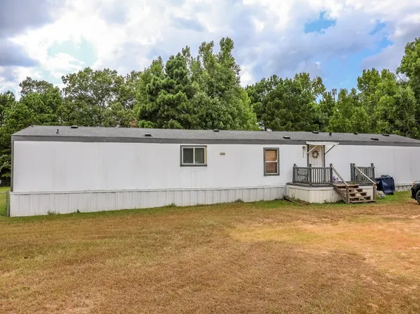 205 Stoneridge Cir, Kilgore, TX 75662