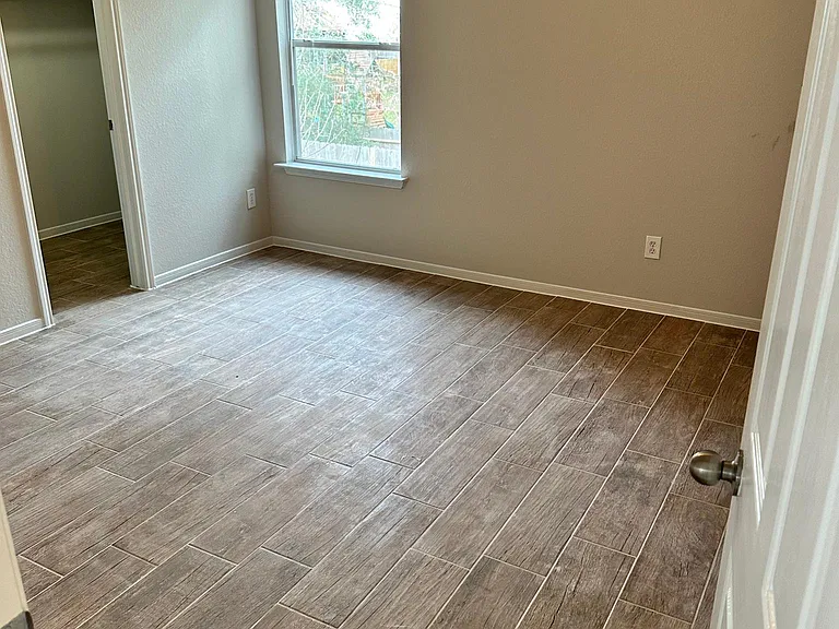 831 Levi Bnd — Photo 23