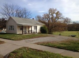 4003 Saint Joseph Ave, Saint Joseph, MO 64505