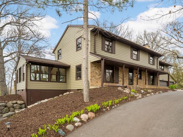 16550 Birch Briar Trl, Minneapolis, MN 55447