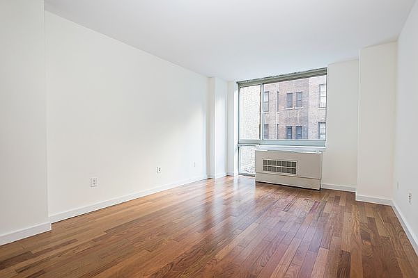 1st image of 121 W 23rd St #3G