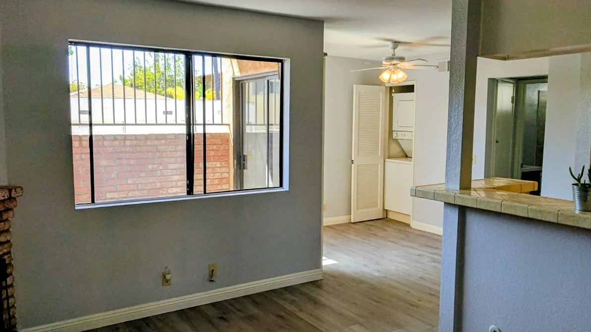 Building Photo - 3958 Louisiana St #1
