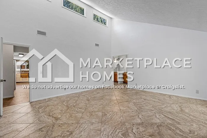 2155 N Rio De Flag Dr — Photo 17