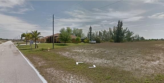 2nd image of 1105 NE 40th Ter