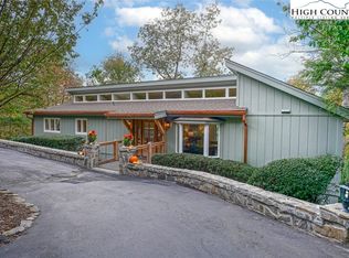 698 Center Court Dr, Boone, NC 28607