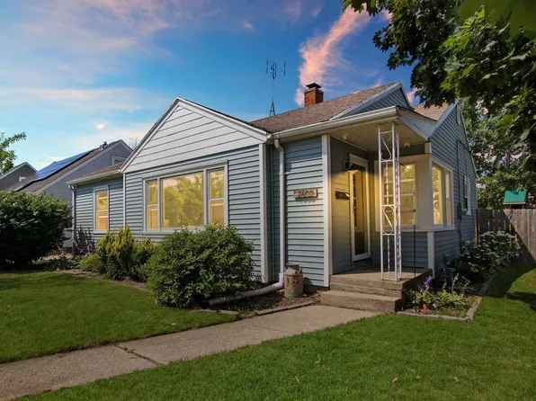 7602 36th AVENUE, Kenosha, WI 53142