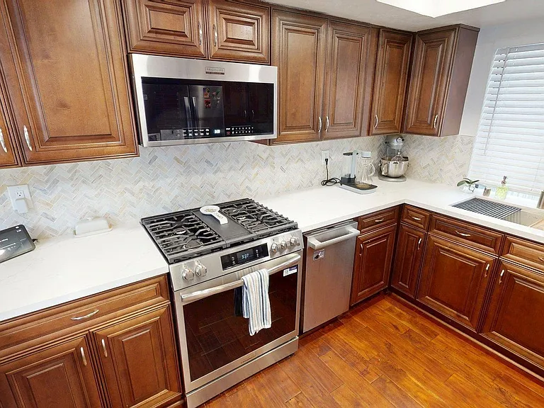 5123 Longfellow Way — Photo 12