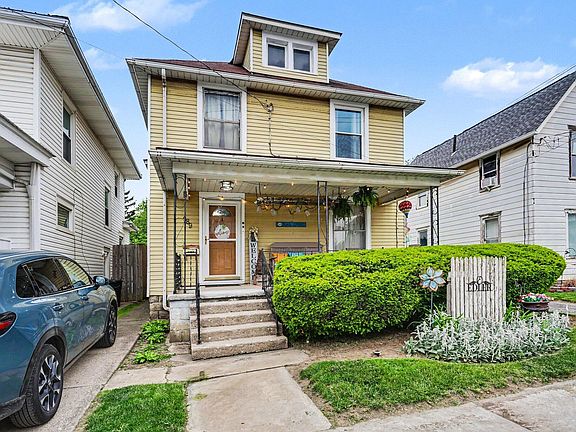 3rd image of 489 S Prospect St