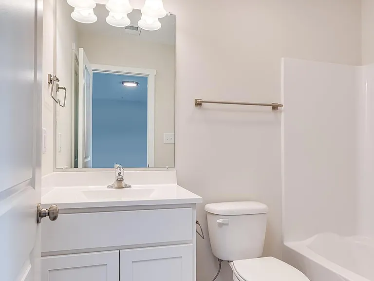 85 Moses Dr — Photo 15