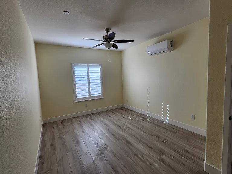 4920 Griffin Rd — Photo 10