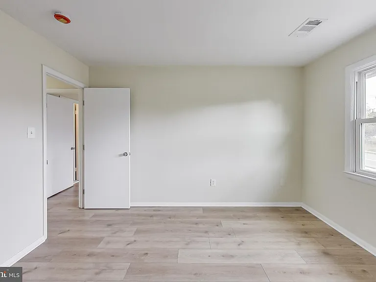6403 Entwood Ct — Photo 26